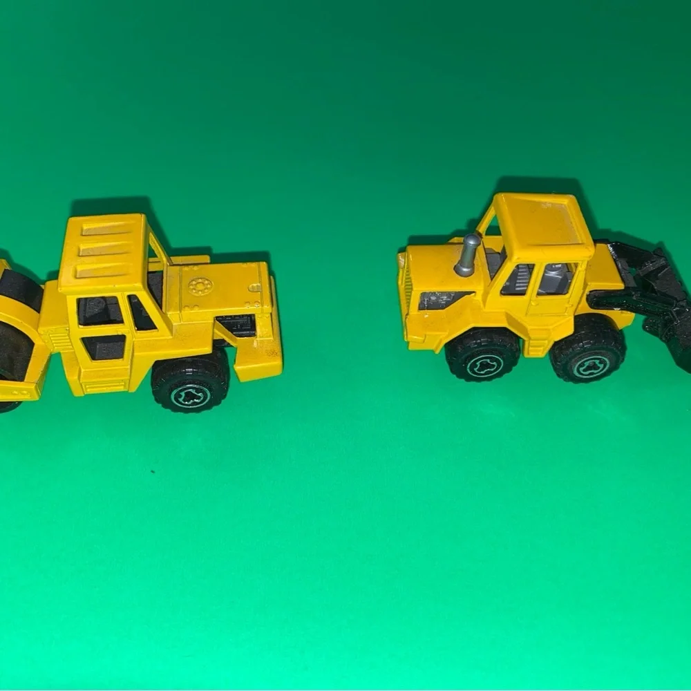 Majorette #211 Tractor & #226 steamroller 1/87 France‎ Vtg Toy Car Die-cast Set